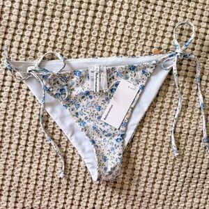 Reformation Floral Bikini Bottom Blue White Side Tie Medium NWT Cottagecore